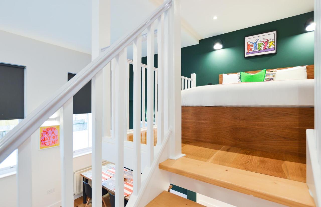 Spacious West Hampstead Apartment With Mezzanine Bedroom By Concept Apartments London Exterior photo